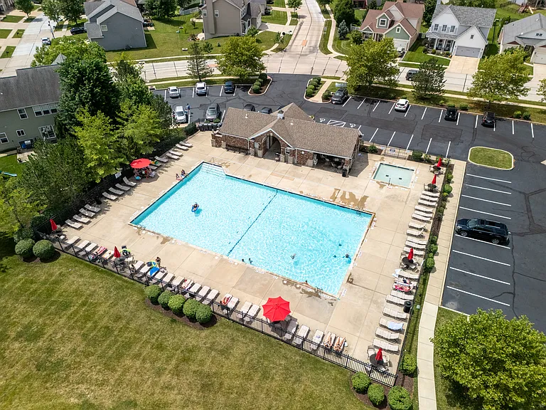 605 Country Village Dr — Photo 23