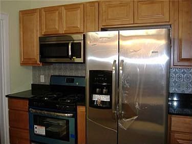 5th image of 315 Riverview Dr
