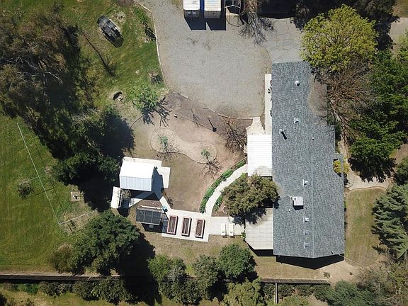4th image of 36766 Kensington Dr