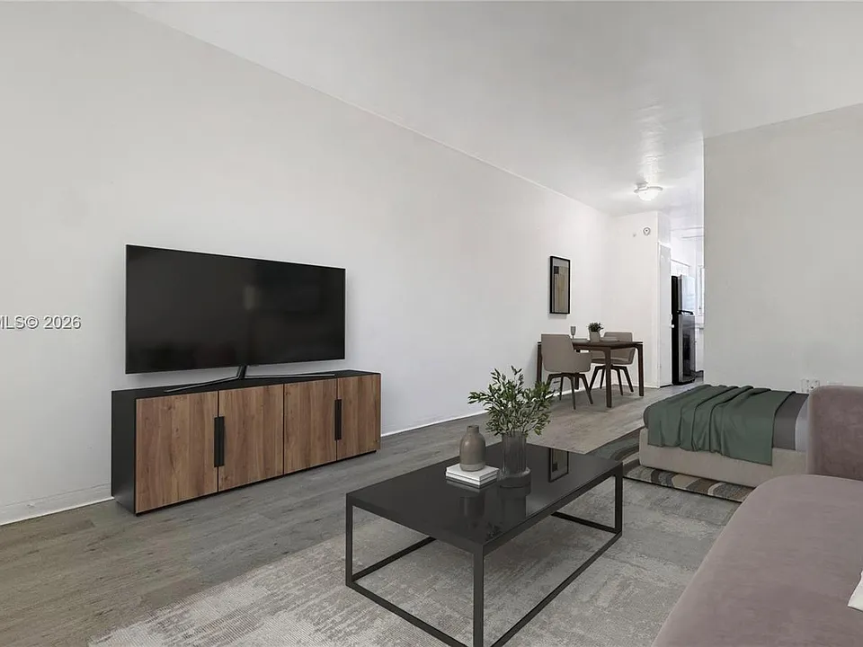 7717 Byron Ave #12