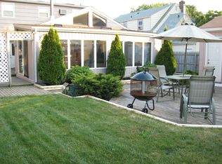 28 McQuillan St, Stratford, CT 06614