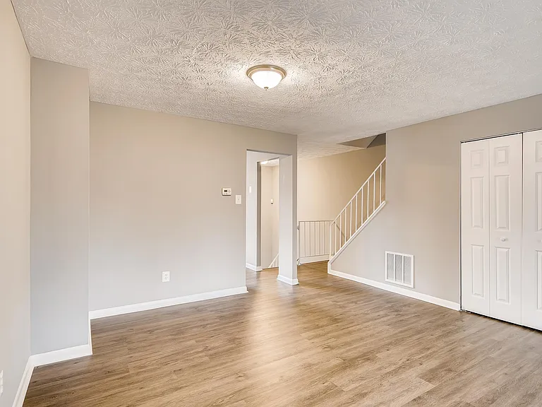 2842 Beckon Dr #1 — Photo 2
