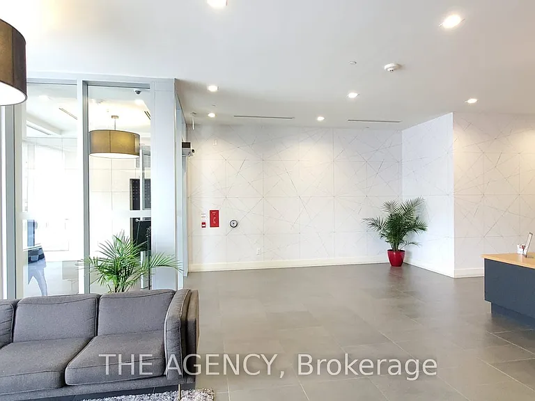 2520 Eglinton Ave W #301 — Photo 3
