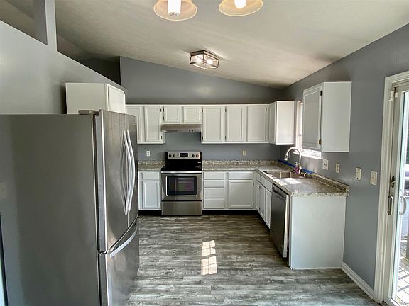 4th image of 4 S Cottonwood Ct