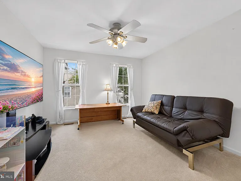 43081 Zander Ter — Photo 54
