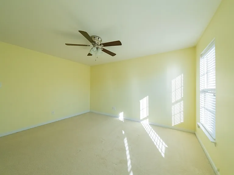 4000 Alder Grove Ln — Photo 27