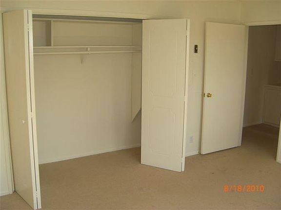 5th image of 1117 6th St APT 207