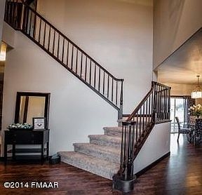 2nd image of 85 31st Ave E