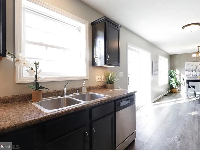 164 Whisper Ridge Dr — Photo 9