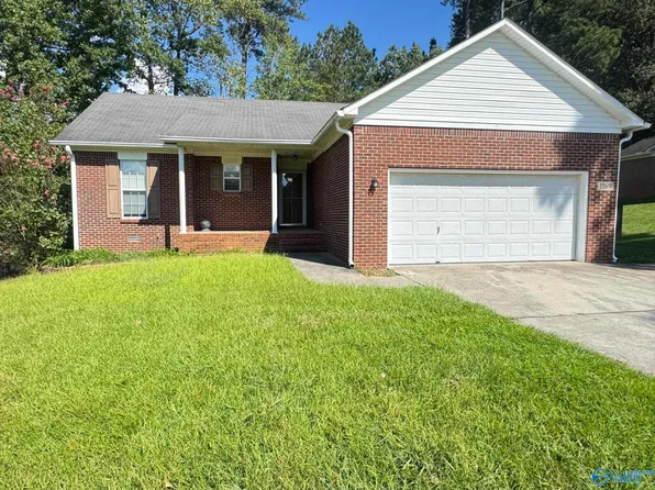 1169 Pine Grove Rd, Harvest, AL 35749