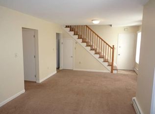 103 Niagara St #A, Middletown, RI 02842