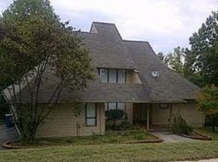 14823 Conway Rd, Chesterfield, MO 63017