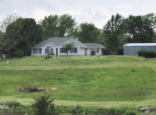 6506 SW Cemetery Rd, Oak Grove, MO 64075