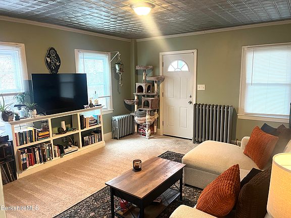 2nd image of 15 High St