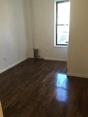 Rented by Lang Realty LLC | media 15