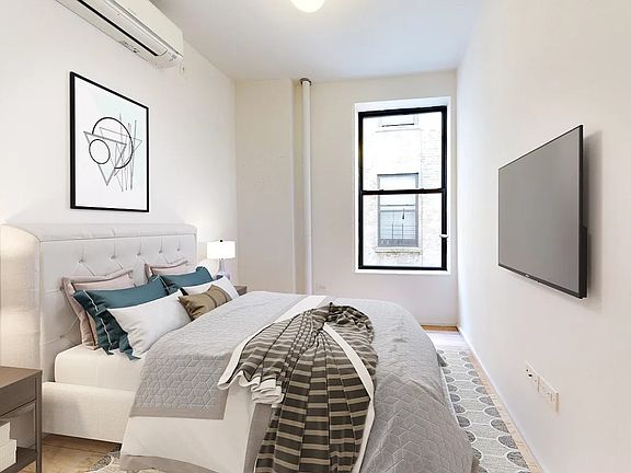 2nd image of 473 Central Park W APT 3C