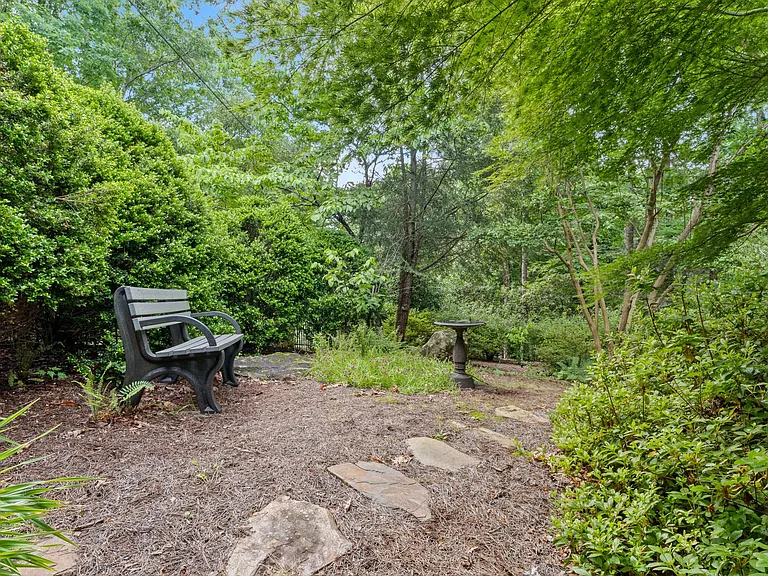 2095 Buffalo Creek Rd — Photo 44