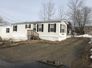 19 Winn St, Lewiston, ME 04240