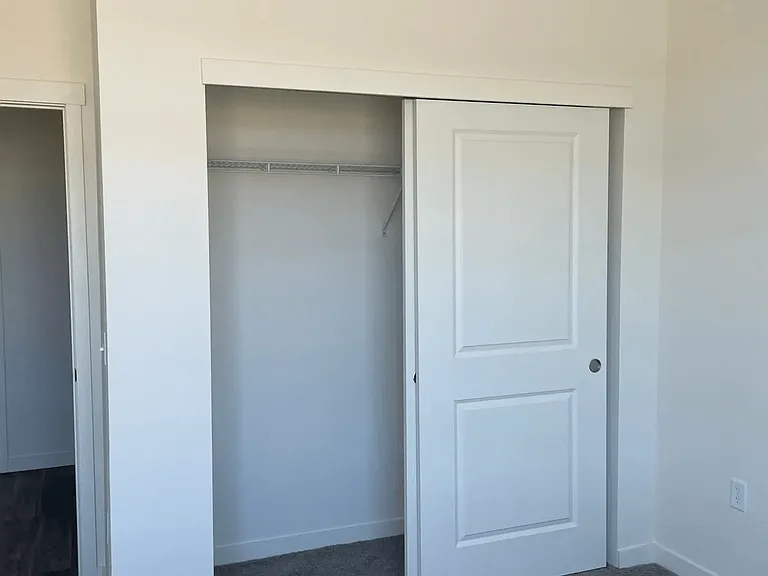 Academy Heights Apartments — Photo 10