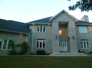 S2028 Park Ln, Reedsburg, WI 53959