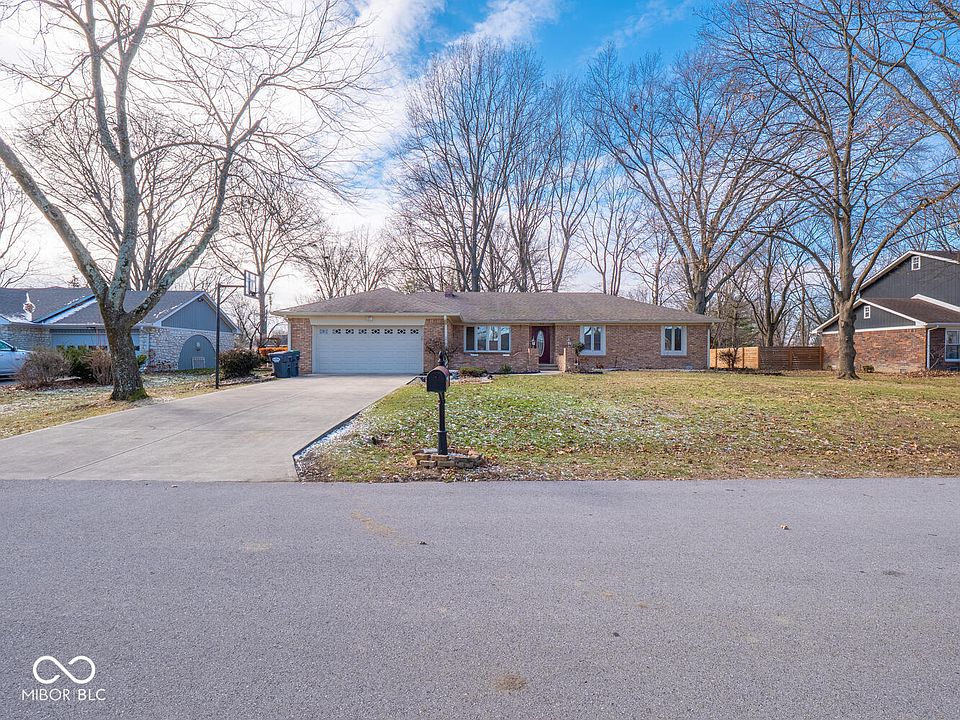 1st image of 926 Beech Dr