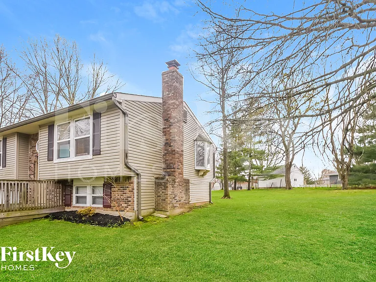 639 Shady Creek Ct — Photo 2