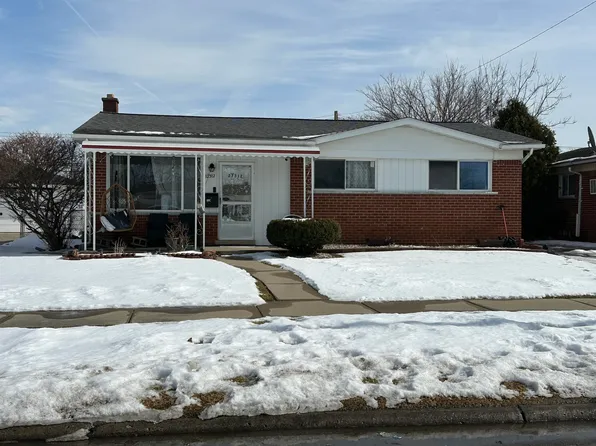 27312 Terrell St, Dearborn Heights, MI 48127