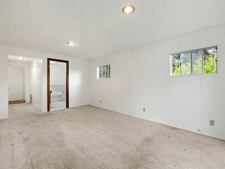 14810 Corliss Ave N — Photo 15