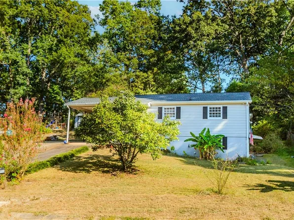 1996 Matt Dr, Austell, GA 30168