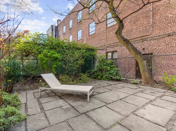 7 East 129th Street image 21 of 25