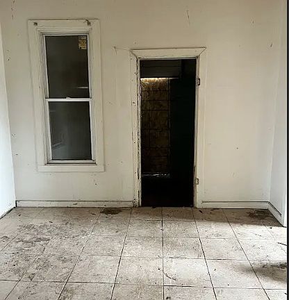 4th image of 11426 S Wentworth Ave