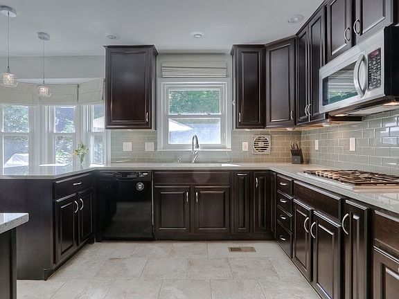 3rd image of 3700 W 52nd Ter