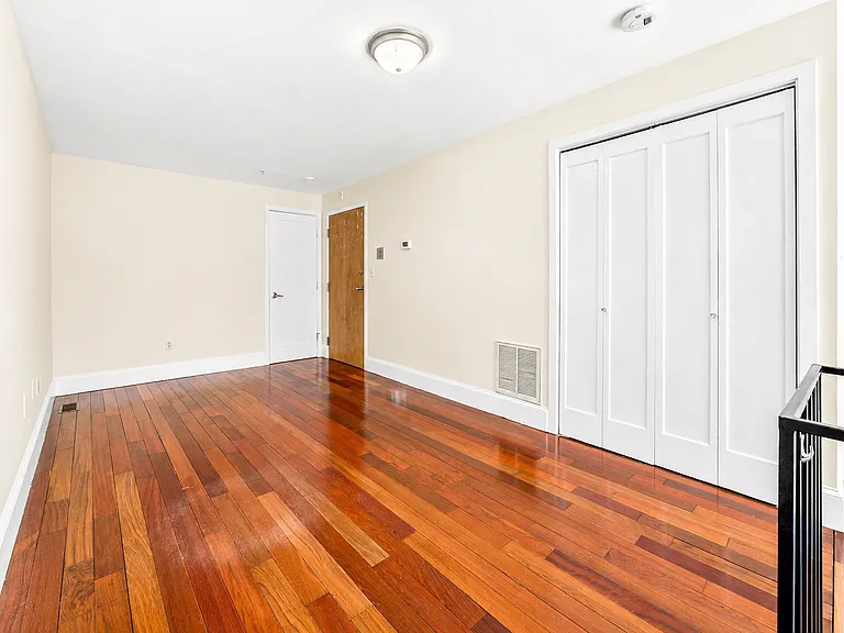 46 Bennet St #1 — Photo 16