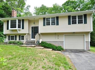 442 Carpenter Rd, Coventry, CT 06238