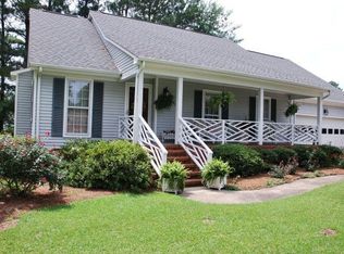 1730 Maple Leaf Rd, Kinston, NC 28504