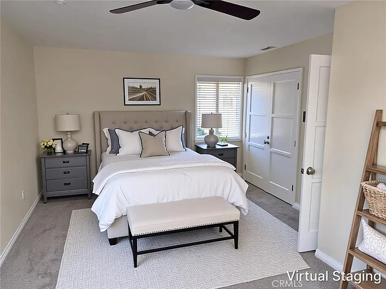 4565 E Carson St — Photo 9