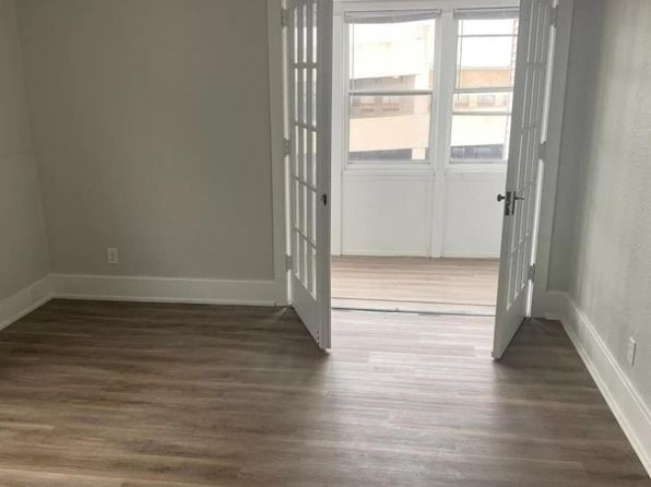 311 W 3rd St #7