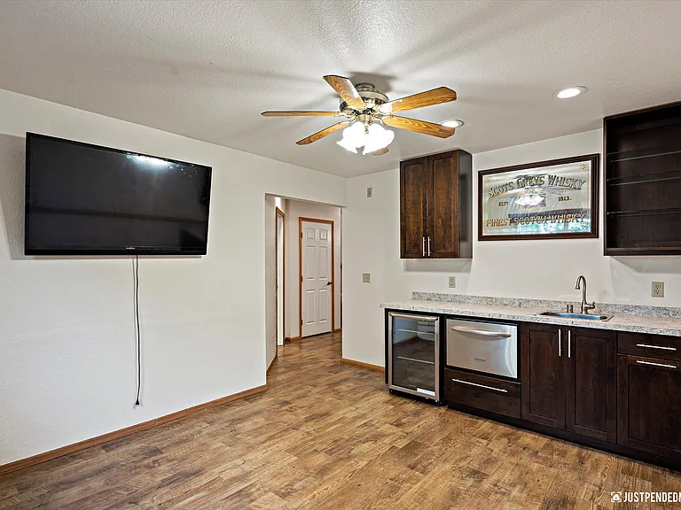 3861 Amber Bay Loop — Photo 26