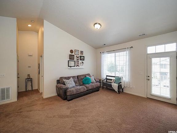 4th image of 6324 W Traveler Ln S