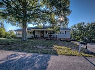 120 Freeman Dr, Bristol, TN 37620