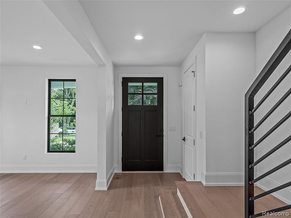 887 Redding Rd, photo 4