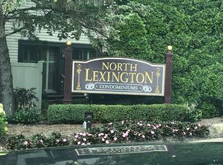 1256 Charleston Ct #1, Northville, MI