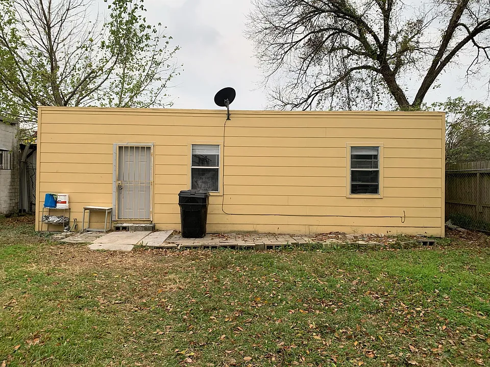 8721 Jensen Dr
