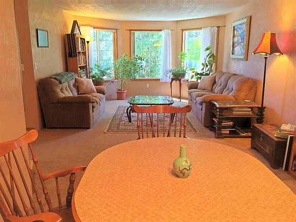 5th image of 1569 Williamsburg Cir