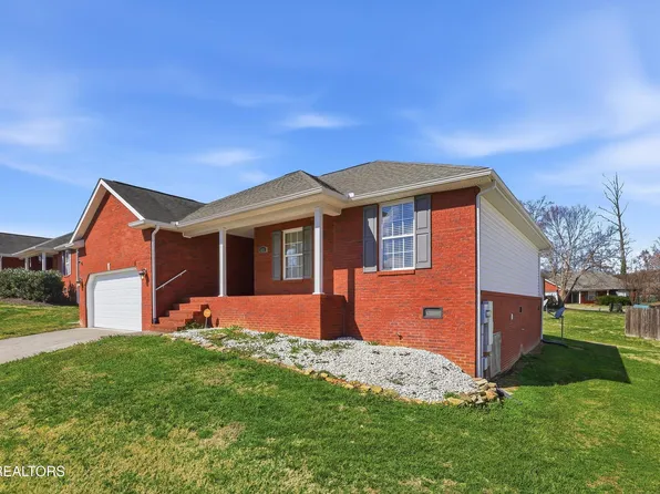 823 Colonial Estates Way, Knoxville, TN 37920