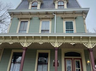 150 North St APT 30, Willimantic, CT 06226