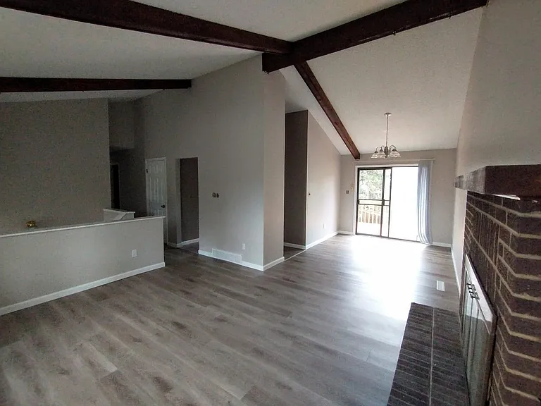 3275 Squaw Valley Dr — Photo 5