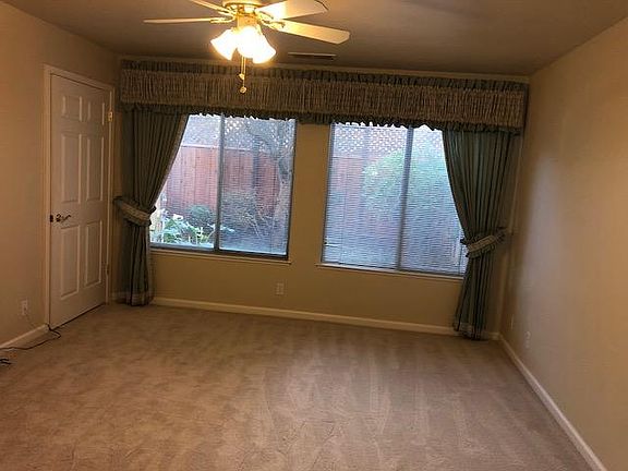 3rd image of 16941 Sugar Pine Dr