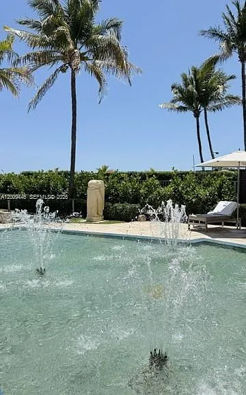 5875 Collins Ave #708 — Photo 20