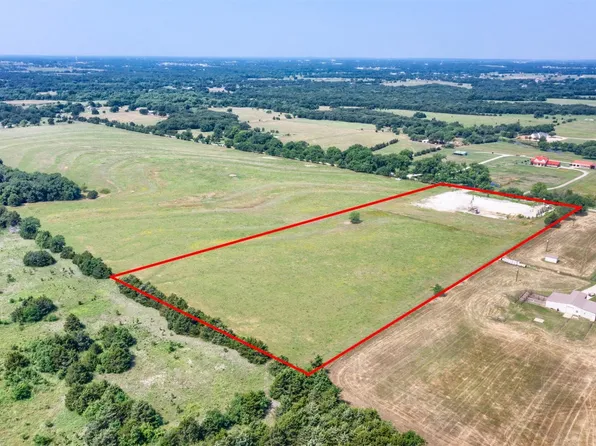 Riley Rd, Whitesboro, TX 76273